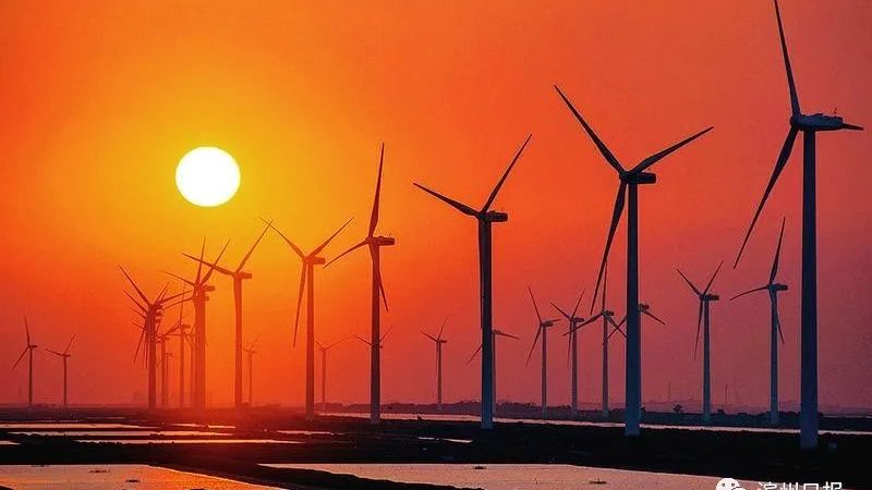 光伏电站运维人员培训内容：技能提升与知识储备的关键点